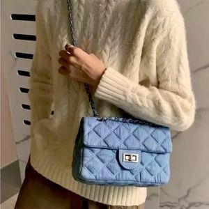 QUILTED DENIM CHAIN BAG💕